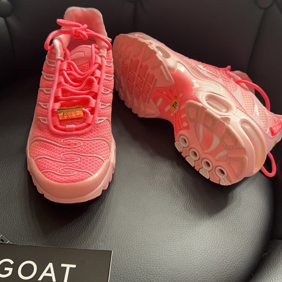 Nike pink atl air max - Picture 2 of 6